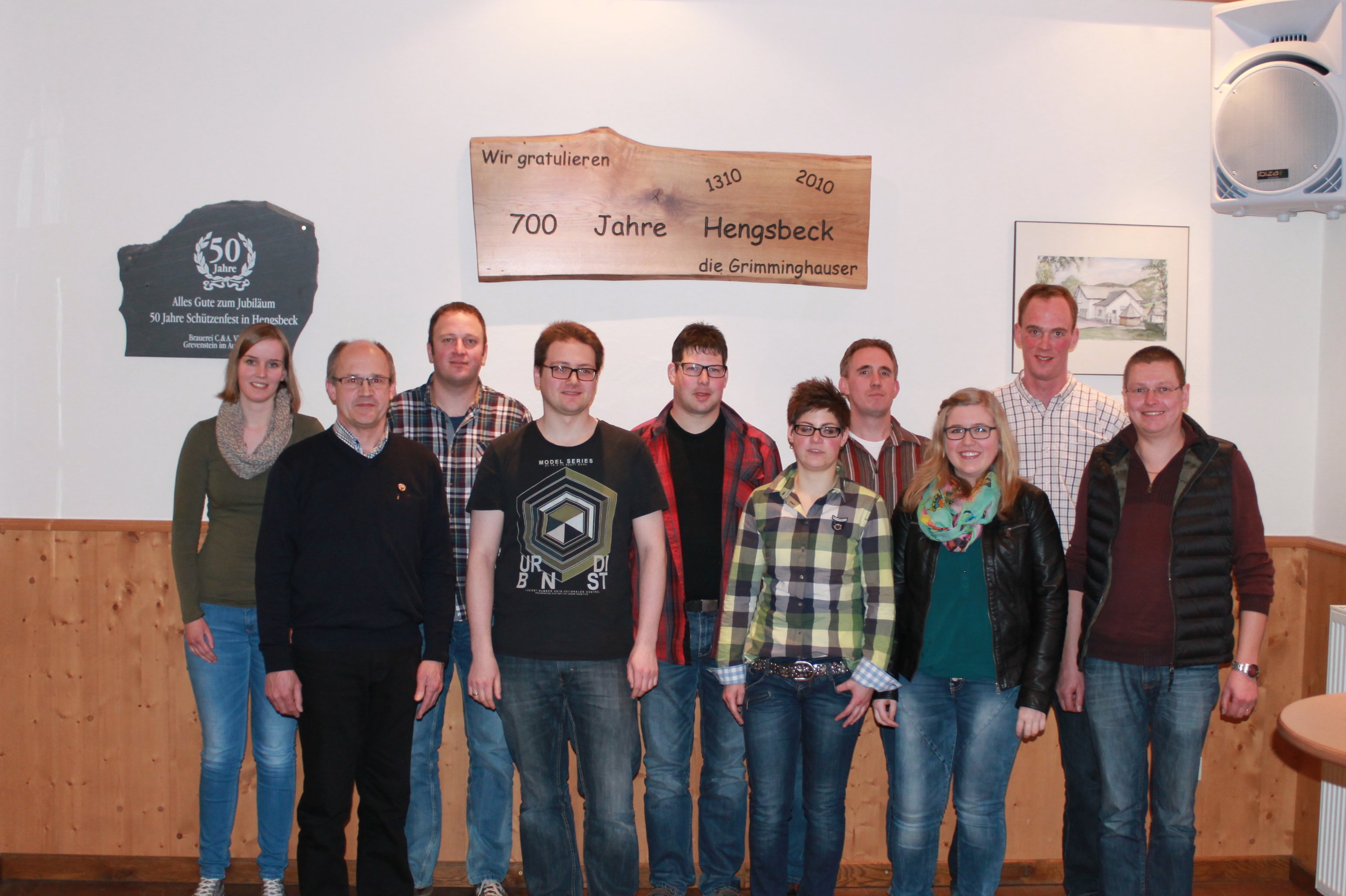 v.l. Anne Bremke (Beisitzerin), Caspar Bürger (Stabführer), Christoph Quinkert (1. Vorsitzender), Markus Heberling (Schriftführer), Benedikt Henke (eschäftsführer), Christina Henke (Beisitzerin) Thomas Bremke (2. Vorsitzender) Christina Dünnebacke (Jugendvertreterin), Dirk Bremke (stv. Stabführer), Bernhard Pape (Übungsleiter)
